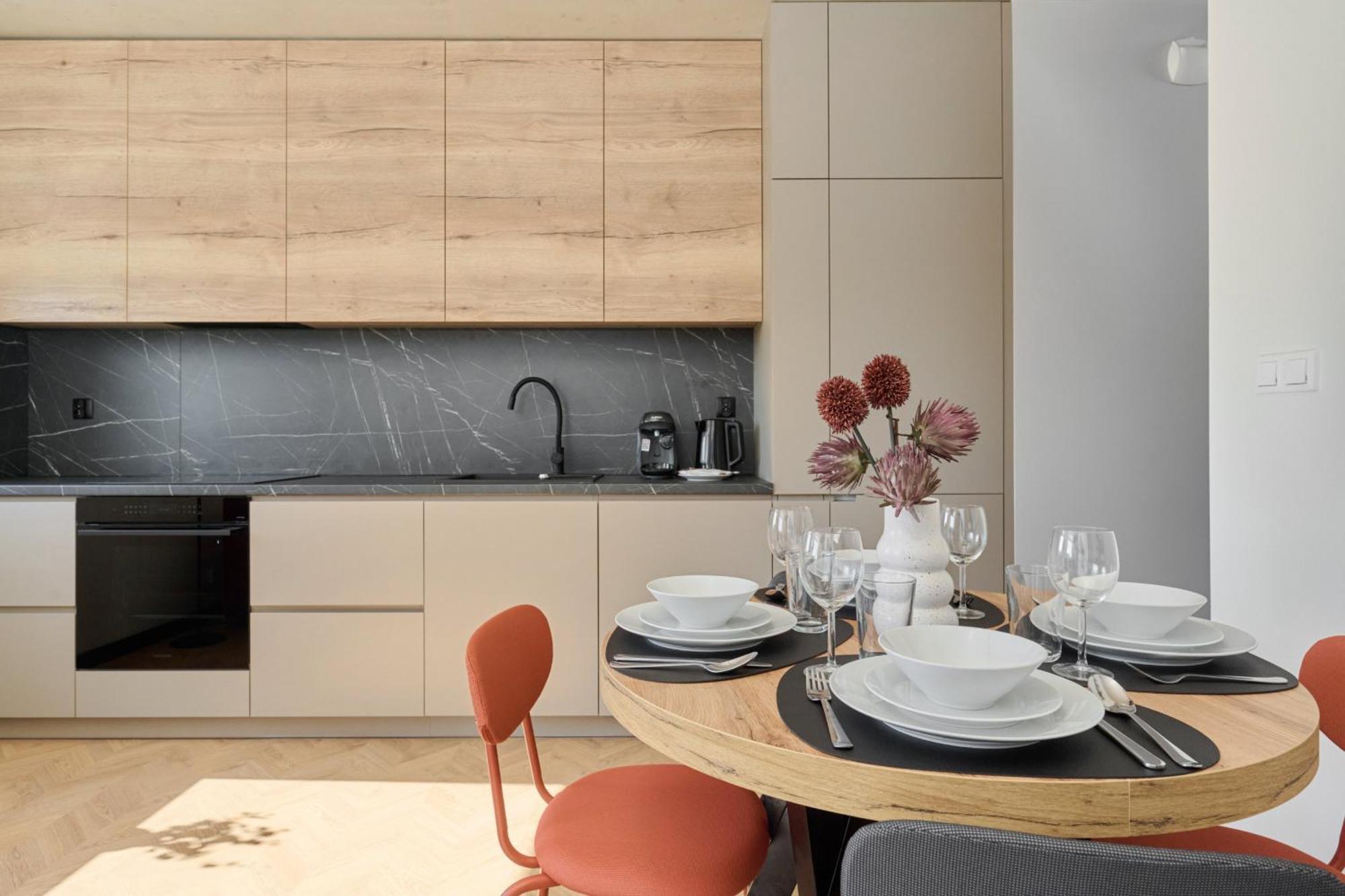 Fresh & Stylish Apartments In Poznan With Parking & Balcony By Noclegi Renters ภายนอก รูปภาพ