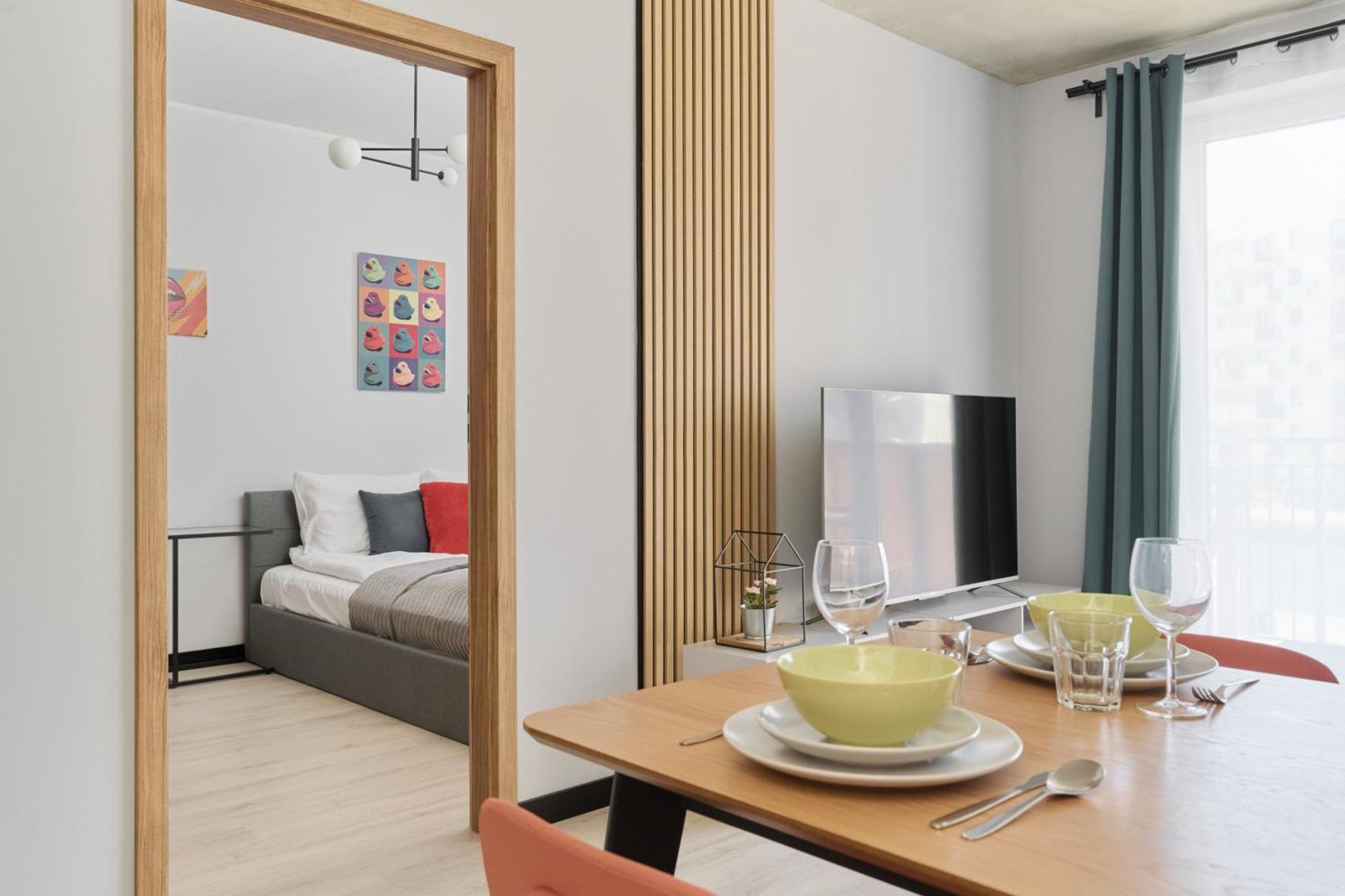 Fresh & Stylish Apartments In Poznan With Parking & Balcony By Noclegi Renters ภายนอก รูปภาพ